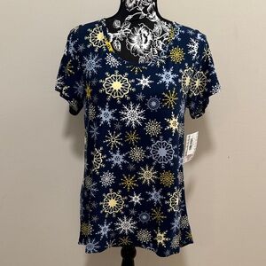 LuLaRoe Snowflake Print Classic tee